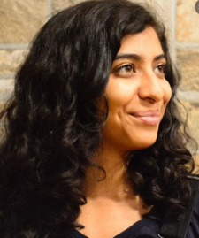 Voice actor Robles, Fernanda