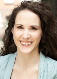 Voice actor Tenter, Annika