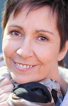 Voice actor Vallée, Dominique