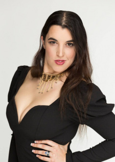 Voice actor Lundquist, Erin Nicole